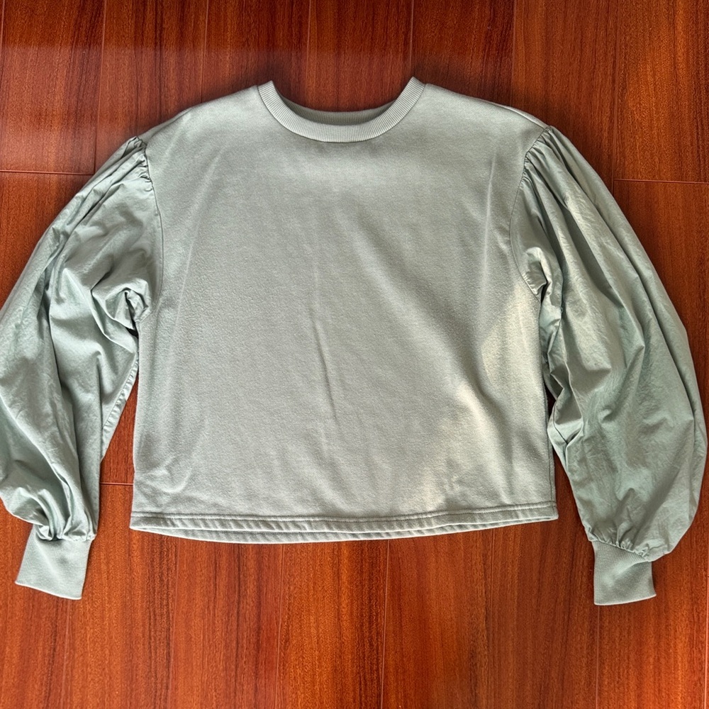 Vero Moda Women's Mint Green Puff Sleeve Sweatshirt